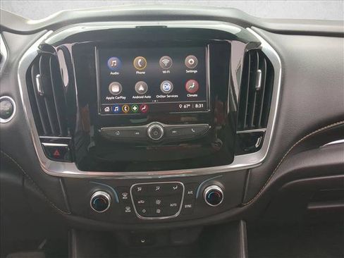 Used 2020 Chevrolet Traverse LT FWD image 23