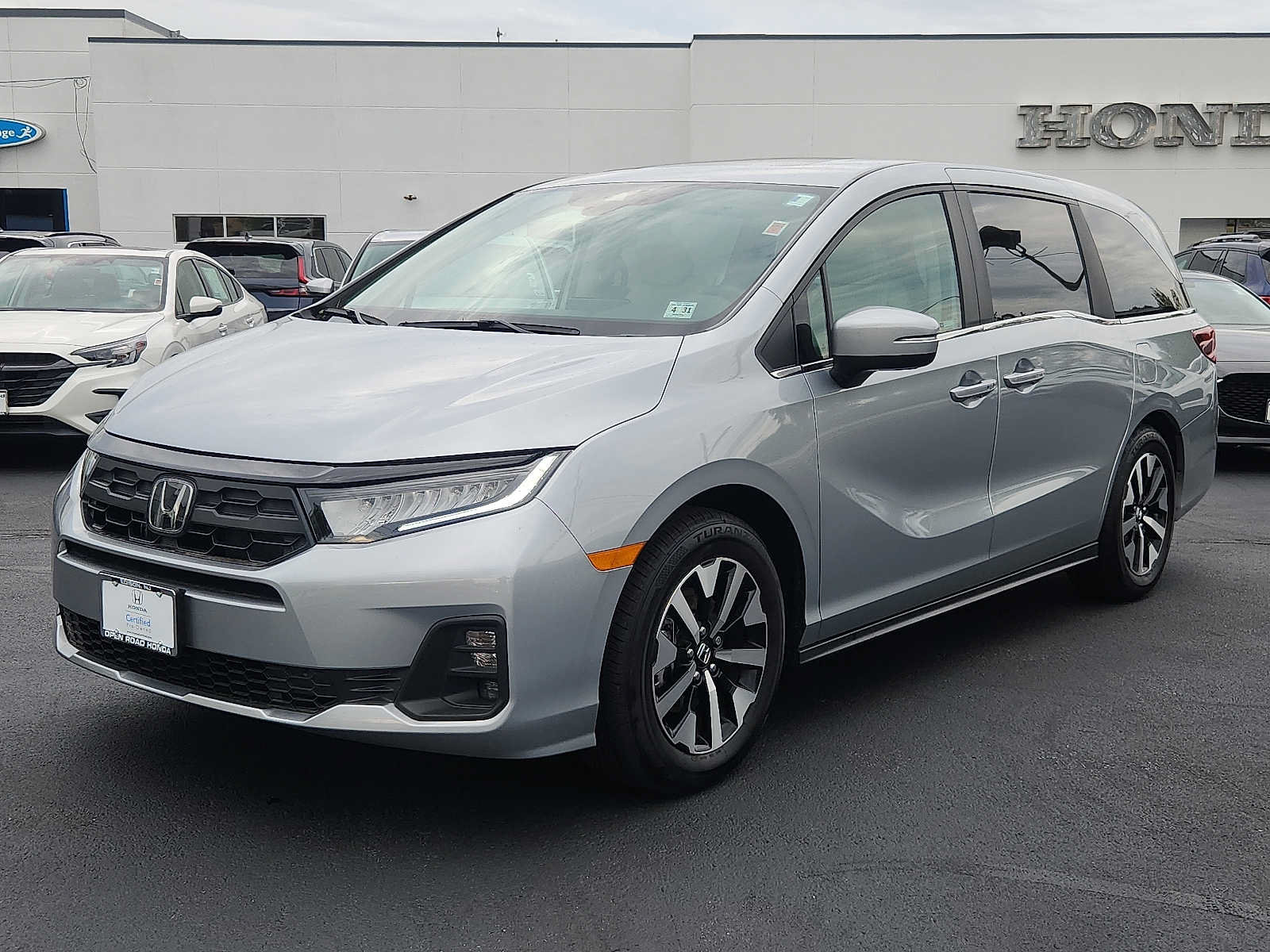 Used 2026 Honda Odyssey EX-L image 3