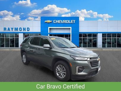 Used 2023 Chevrolet Traverse LT