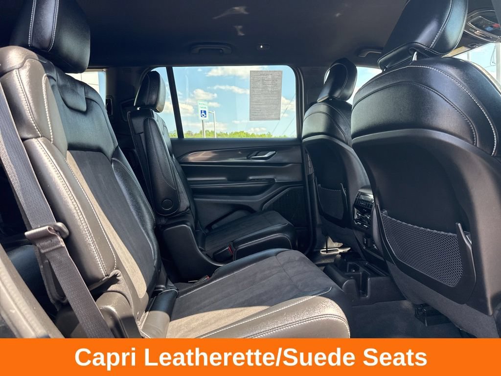 Used 2023 Jeep Grand Cherokee L Laredo AWD/4WD image 15