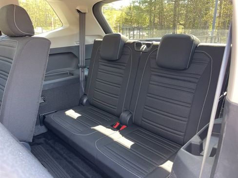 Used 2024 Volkswagen Tiguan S image 20