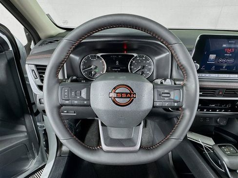 New 2026 Nissan Rogue SV image 10