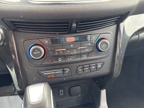 Used 2018 Ford Escape Titanium AWD/4WD image 15