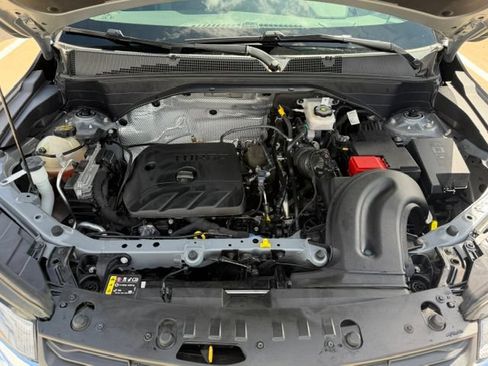 Used 2025 Chevrolet TrailBlazer LT AWD/4WD image 6
