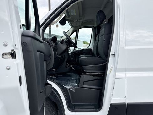New 2026 RAM ProMaster 2500 w/ Advanced Safety Group FWD image 7