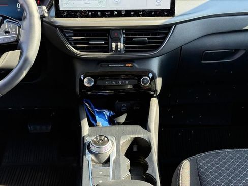 Certified 2023 Ford Escape Active w/ Tech Pack #2 image 9