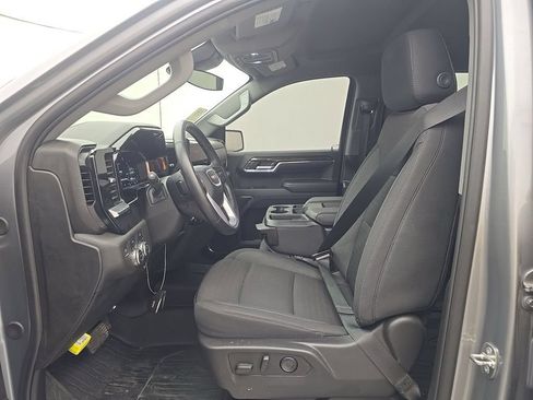 Certified 2024 GMC Sierra 1500 Elevation w/ LPO, Elevation Black Package AWD/4WD image 10