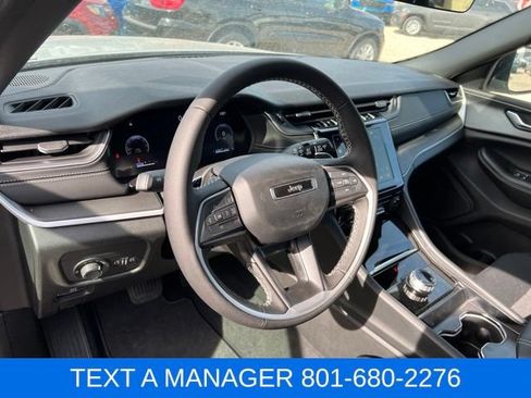 New 2026 Jeep Grand Cherokee Laredo AWD/4WD image 14