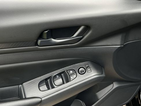 Certified 2025 Nissan Altima 2.5 S FWD image 21