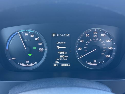 Used 2016 Hyundai Sonata Limited w/ Option Group 02 image 28