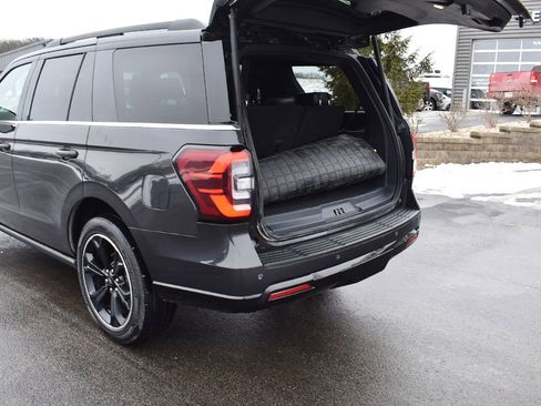 Used 2022 Ford Expedition Limited w/ Equipment Group 304A image 32