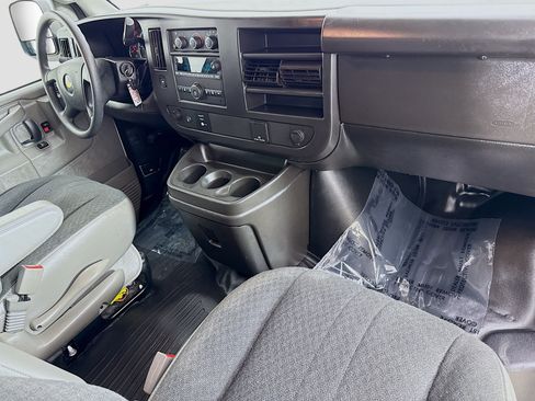 Used 2024 Chevrolet Express 2500 w/ Driver Convenience Package image 24