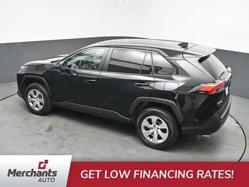 Used 2022 Toyota RAV4 LE w/ Carpet Mat Package (TMS) AWD/4WD image 35