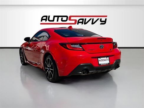 Used 2023 Toyota GR86 image 5