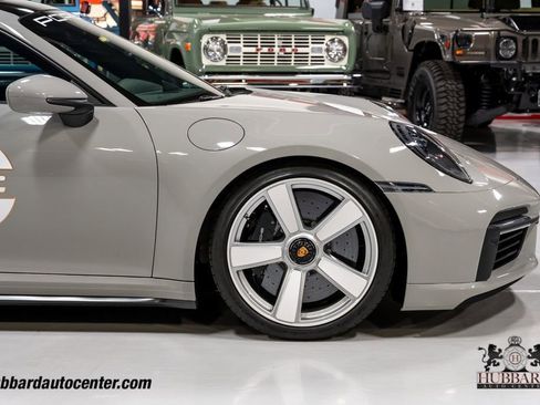 Used 2025 Porsche 911 Turbo S image 34