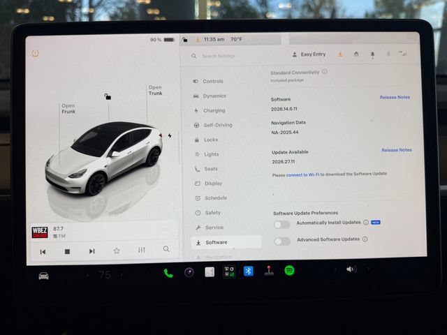 Used 2024 Tesla Model Y Long Range AWD/4WD image 32