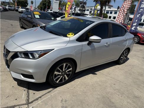 Used 2021 Nissan Versa SV FWD image 49