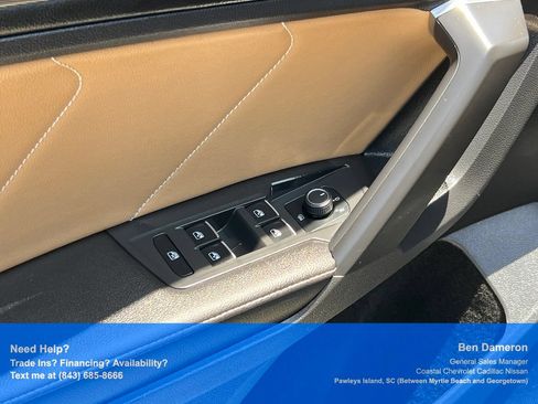Used 2023 Volkswagen Tiguan SE AWD/4WD image 6