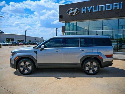 New 2026 Hyundai Santa Fe SE image 2