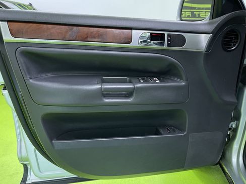 Used 2005 Volkswagen Touareg V6 image 13