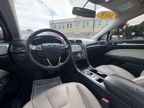 Used 2018 Ford Fusion Titanium AWD/4WD image 19