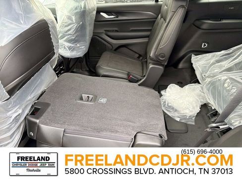 New 2025 Jeep Grand Cherokee L Altitude image 14