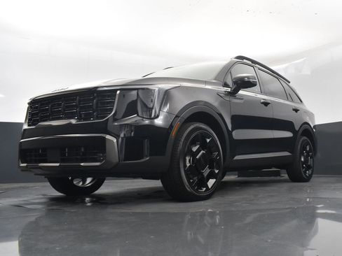 Certified 2025 Kia Sorento SX Prestige AWD/4WD image 37