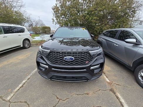 Used 2023 Ford Explorer ST w/ Equipment Group 401A image 5
