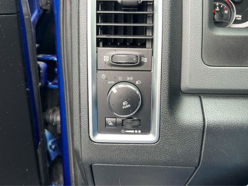 Used 2016 RAM 1500 Lone Star RWD image 31