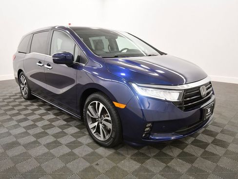 Certified 2023 Honda Odyssey Touring image 10