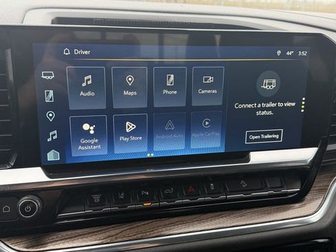 Used 2024 Chevrolet Silverado 3500 LT w/ Safety Package image 46