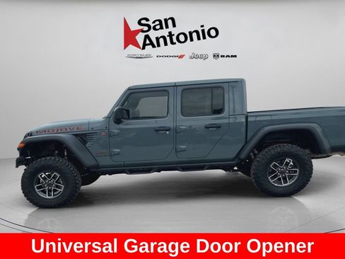 Certified 2025 Jeep Gladiator Mojave w/ Convenience Group AWD/4WD image 8