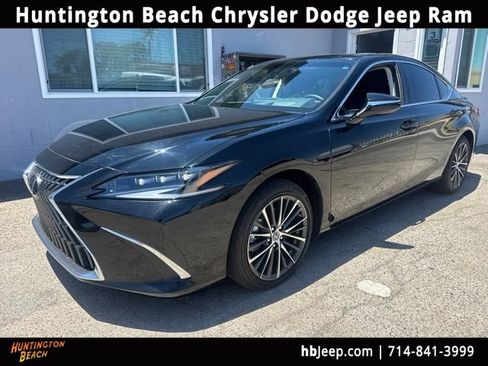 Used 2024 Lexus ES 300h w/ Premium Package FWD image 1