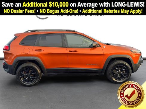 Used 2015 Jeep Cherokee Trailhawk w/ Leather Interior Group image 8