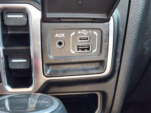 Used 2023 Jeep Gladiator Overland w/ Popular Equipment Package image 25