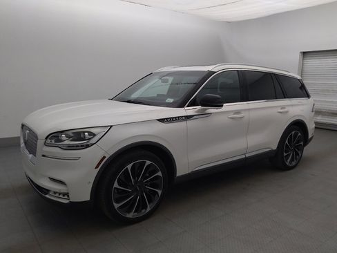 Used 2020 Lincoln Aviator Reserve w/ Equipment Group 202A AWD/4WD image 2