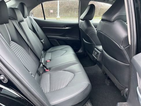 Used 2024 Toyota Camry SE w/ Audio Upgrade Package image 11