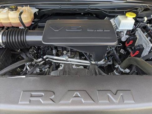 Used 2022 RAM 1500 Big Horn AWD/4WD image 22