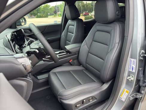 New 2027 Chevrolet Equinox LT w/ Convenience Package II AWD/4WD image 11