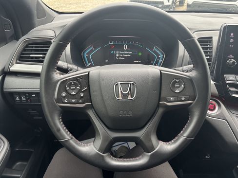 Used 2023 Honda Odyssey Sport image 17