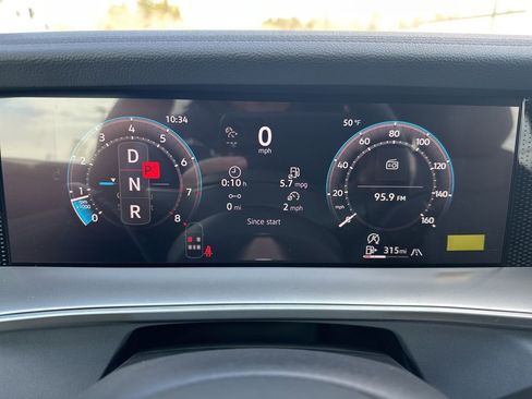 New 2026 Volkswagen Tiguan SE R-Line AWD/4WD image 19
