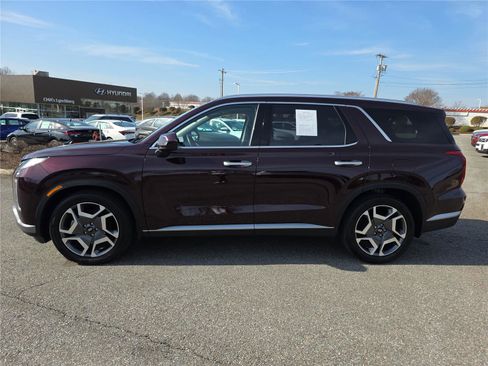 Used 2023 Hyundai Palisade SEL image 8
