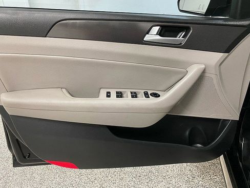 Used 2015 Hyundai Sonata Sport image 9
