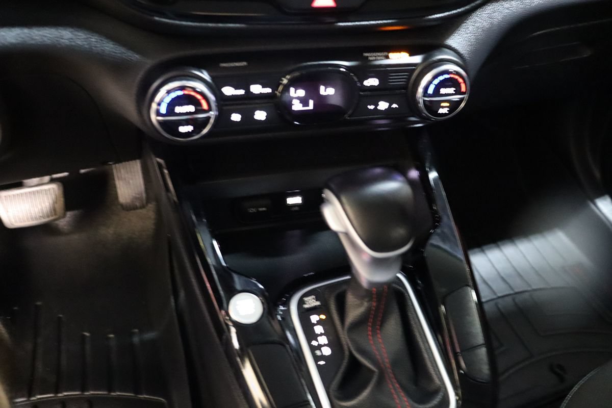 Used 2023 Kia Soul GT-Line FWD image 41