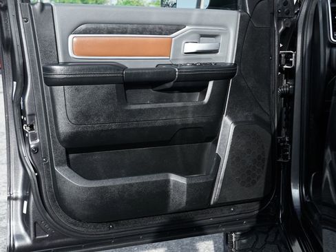 Used 2021 RAM 2500 Big Horn w/ Level B Equipment Group image 18