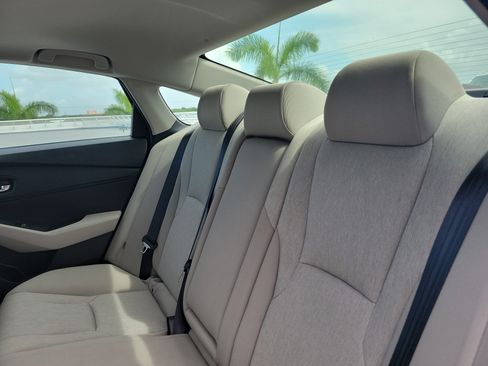 Used 2024 Honda Accord EX image 11