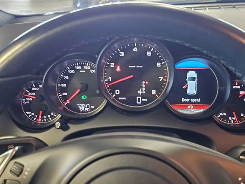 Used 2013 Porsche Cayenne AWD/4WD image 12