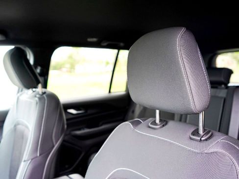 New 2026 Jeep Grand Cherokee Laredo RWD image 11