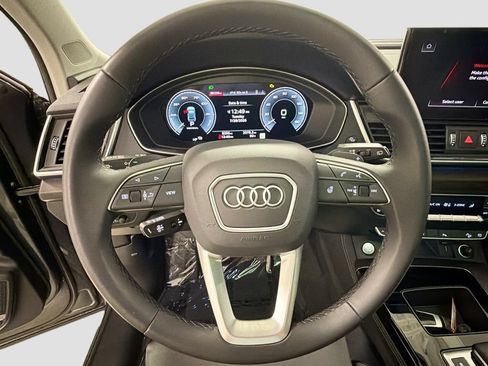 Used 2025 Audi Q5 e Premium Plus AWD/4WD image 12