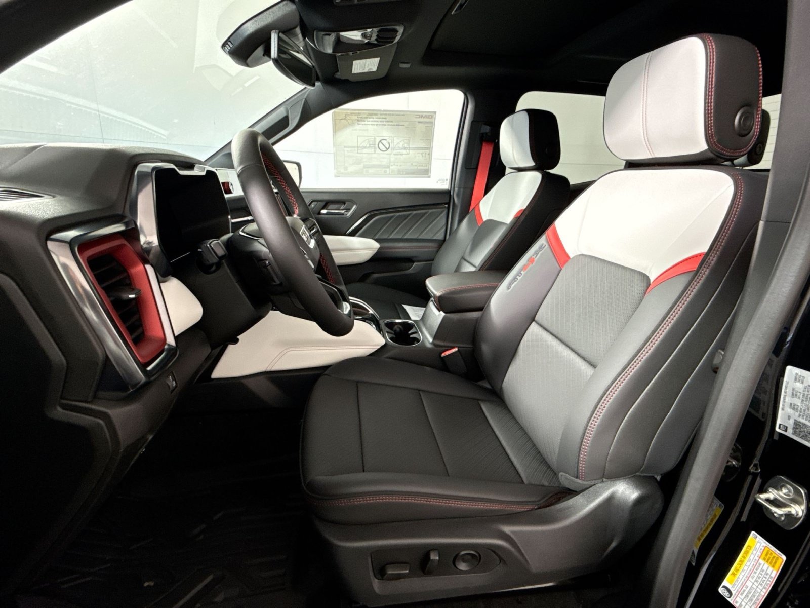 New 2026 GMC Canyon AT4X AWD/4WD image 13